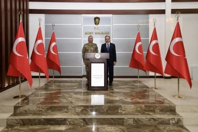 Vali Kızılkaya, komutanları makamında kabul etti
