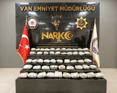 Van'da 19 kilo 660 gram skunk ele geçirildi