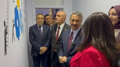 Van'da AK Parti İpekyolu İlçe Başkanlığı binası açıldı