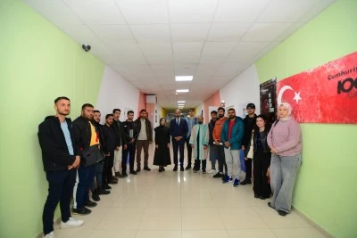 Van'da engelli üniversite öğrencileri farklı alanlardaki kurslarla hayata hazırlanıyor