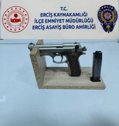 Van'da farklı suçlardan aranan 186 kişi yakalandı