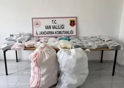 Van'da kaçakçılık operasyonlarında 28 şüpheli yakalandı