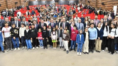 Van'da &quot;Bugünün Bilimi Yarının Teknolojisi Projesi&quot;nin açılış programı düzenlendi