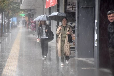 Van'da sağanak etkili oldu