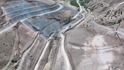 Van'da yapımına başlanan göletler tarım arazilerine &quot;can suyu&quot; olacak