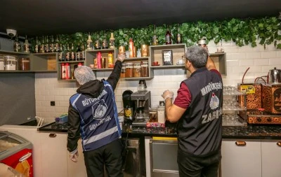 Van'da zabıta ekiplerinden kafelere denetim