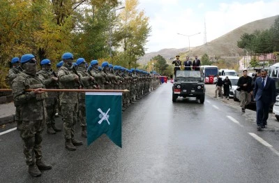 Van ve çevre illerde Cumhuriyet'in 102. yılı törenlerle kutlandı
