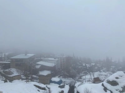 Van ve Muş'ta 68 yerleşim yerine ulaşım sağlanamıyor