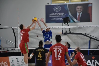 Voleybol: SMS Grup Efeler Ligi