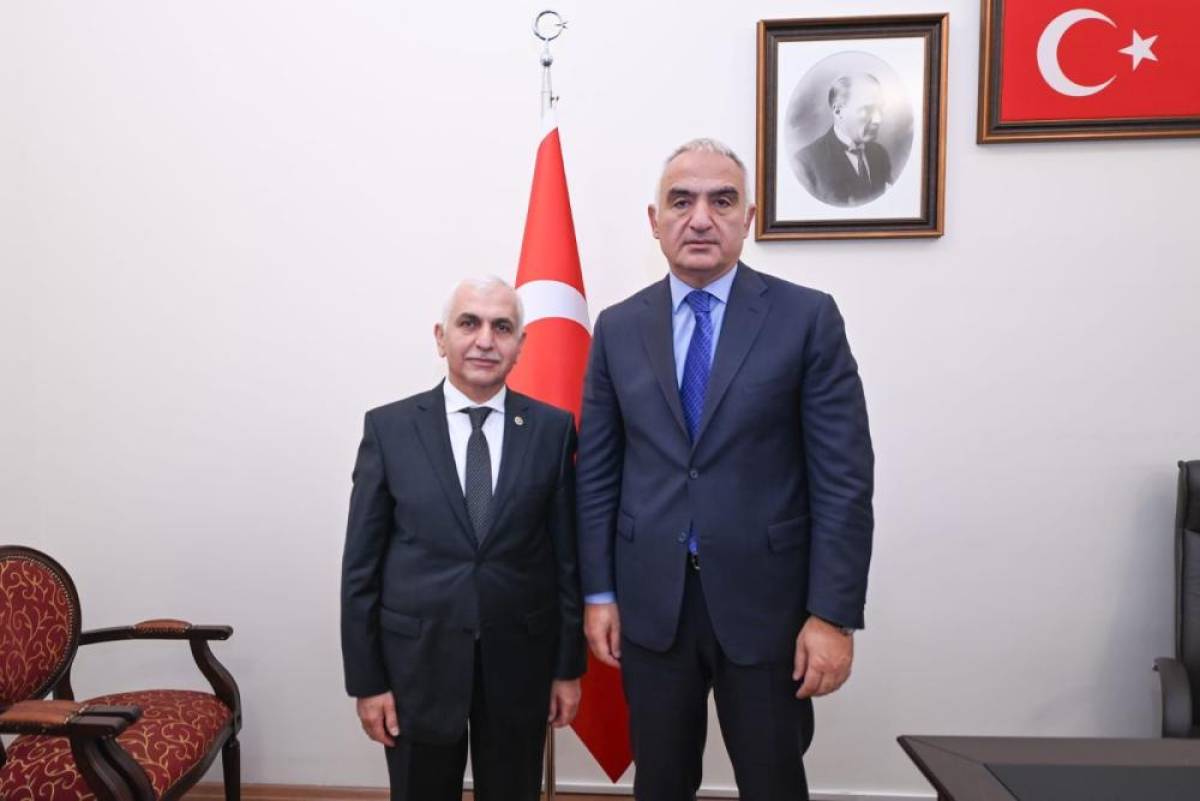 AK Parti Siirt Milletvekili Gül'den kente kazandırılacak müze için Bakan Ersoy’a teşekkür