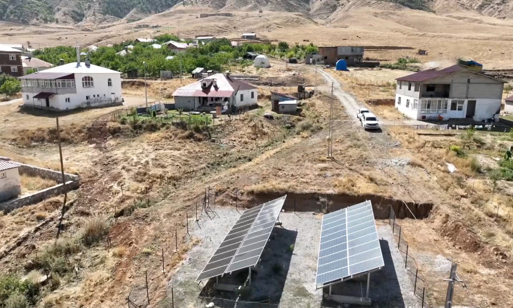 Bitlis’te yeşil enerji ile köylerin su ihtiyacı karşılanıyor