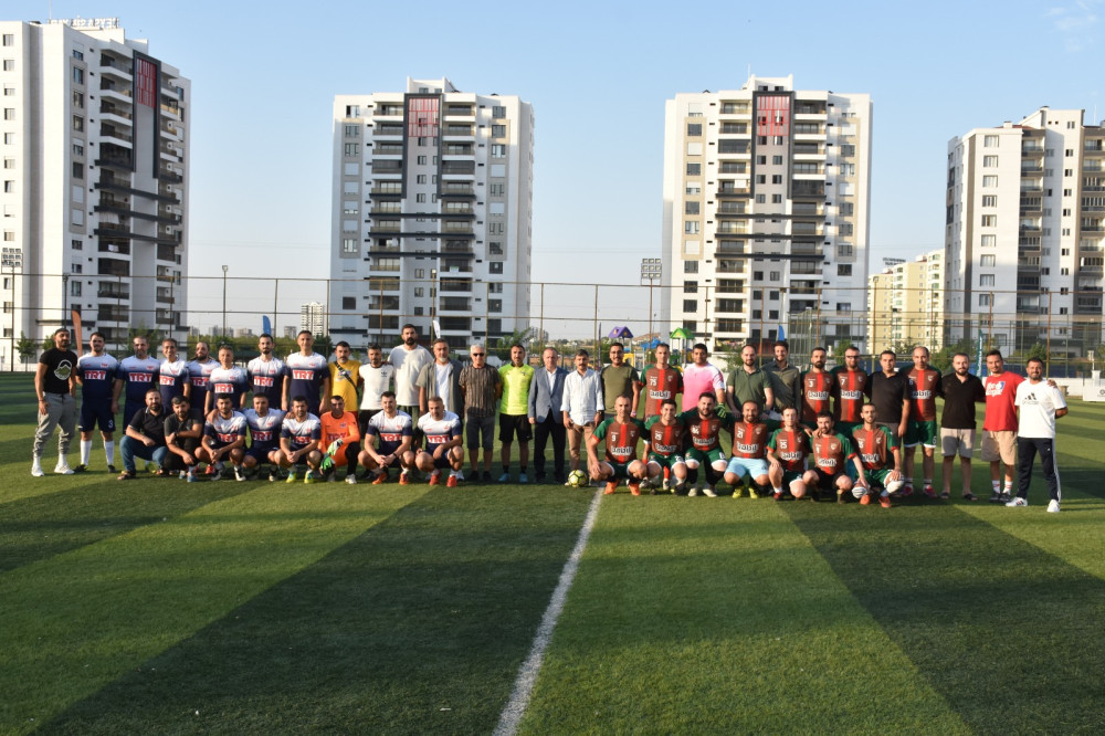 "Sezai Karakoç Futbol Turnuvası" başladı